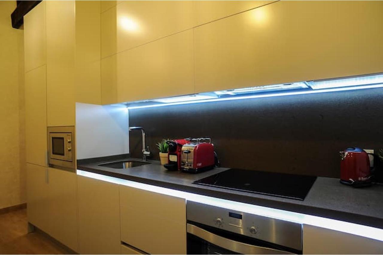 Premium Apartment La Latina 2. Саламанка Екстериор снимка