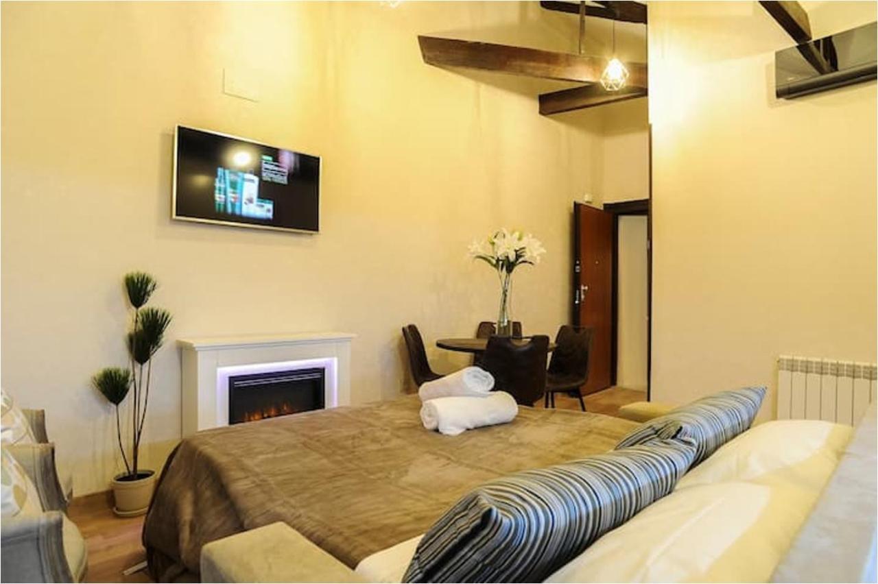 Premium Apartment La Latina 2. Саламанка Екстериор снимка